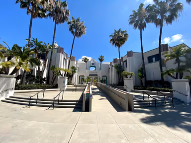 Beverly Hills City Hall photo 1
