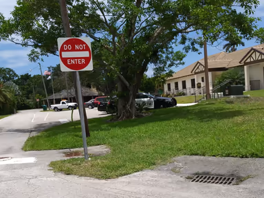 Biscayne Park Village Admin Bldg photo 2