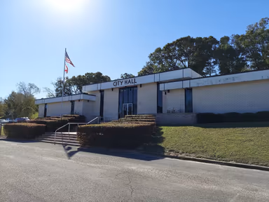 De Funiak Springs City Hall photo 2