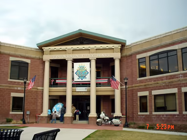 Fountain City Hall photo 2
