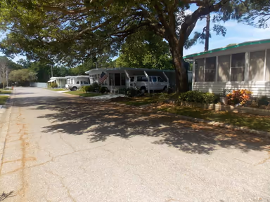 Largo City Hall photo 3