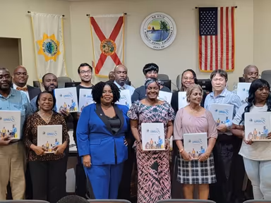 City of Lauderdale Lakes photo 2