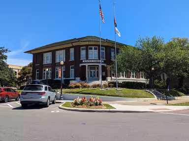 Laurel City Hall photo 2