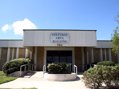 Leesburg City Hall photo 1