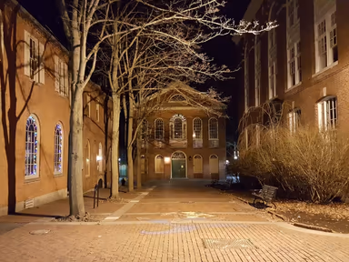 Salem City Hall photo 1
