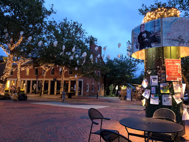 Salem City Hall photo 2