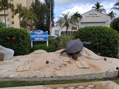 South Palm Beach Town Hall photo 2