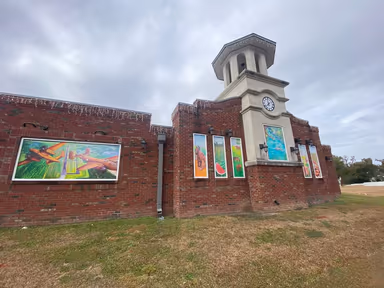 Williston City Hall photo 2
