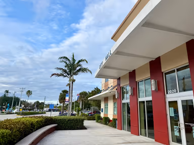 Wilton Manors City Hall photo 1