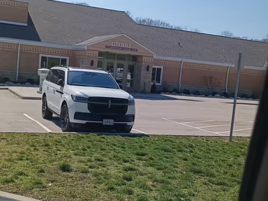 Arnold City Hall photo 1