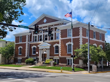 Bowling Green City Hall photo 3