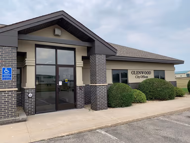 Glenwood City Hall photo 2