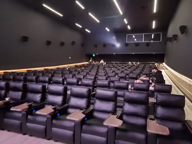 Warehouse Cinemas Leitersburg photo 2