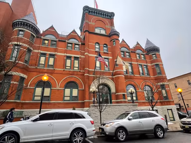 Union City City Hall photo 1