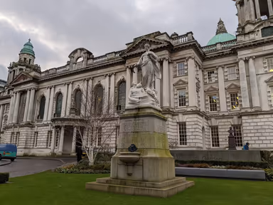 Belfast City Hall photo 2