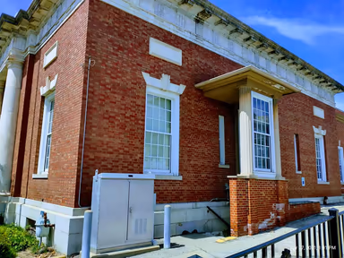 Washington City Hall photo 1