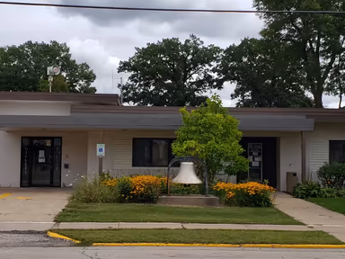 Gillett City Hall photo 1
