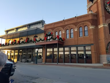 Grapevine City Hall photo 1