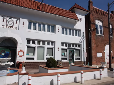 Greentown City Building photo 1