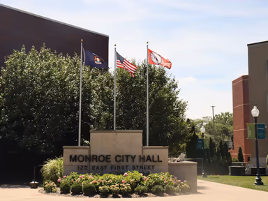 Monroe City Hall photo 1