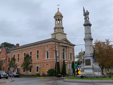 New Bloomfield photo 2