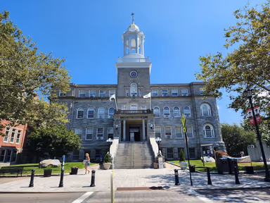 Newport City Hall photo 3