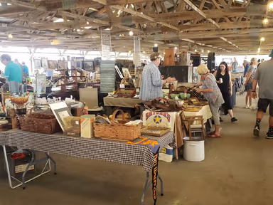 Renninger's Antique and Farmers' Market photo 2