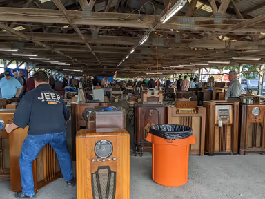 Renninger's Antique and Farmers' Market photo 3