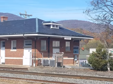 Crozet photo 4