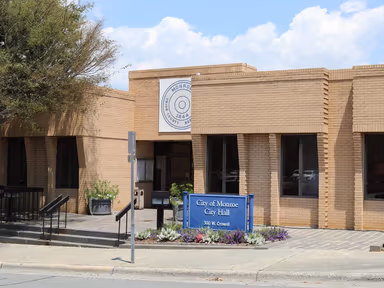 Monroe City Hall photo 1